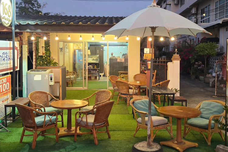ร้านรับคนละครึ่งพลัส หัวหิน 168 Coffee & Bar